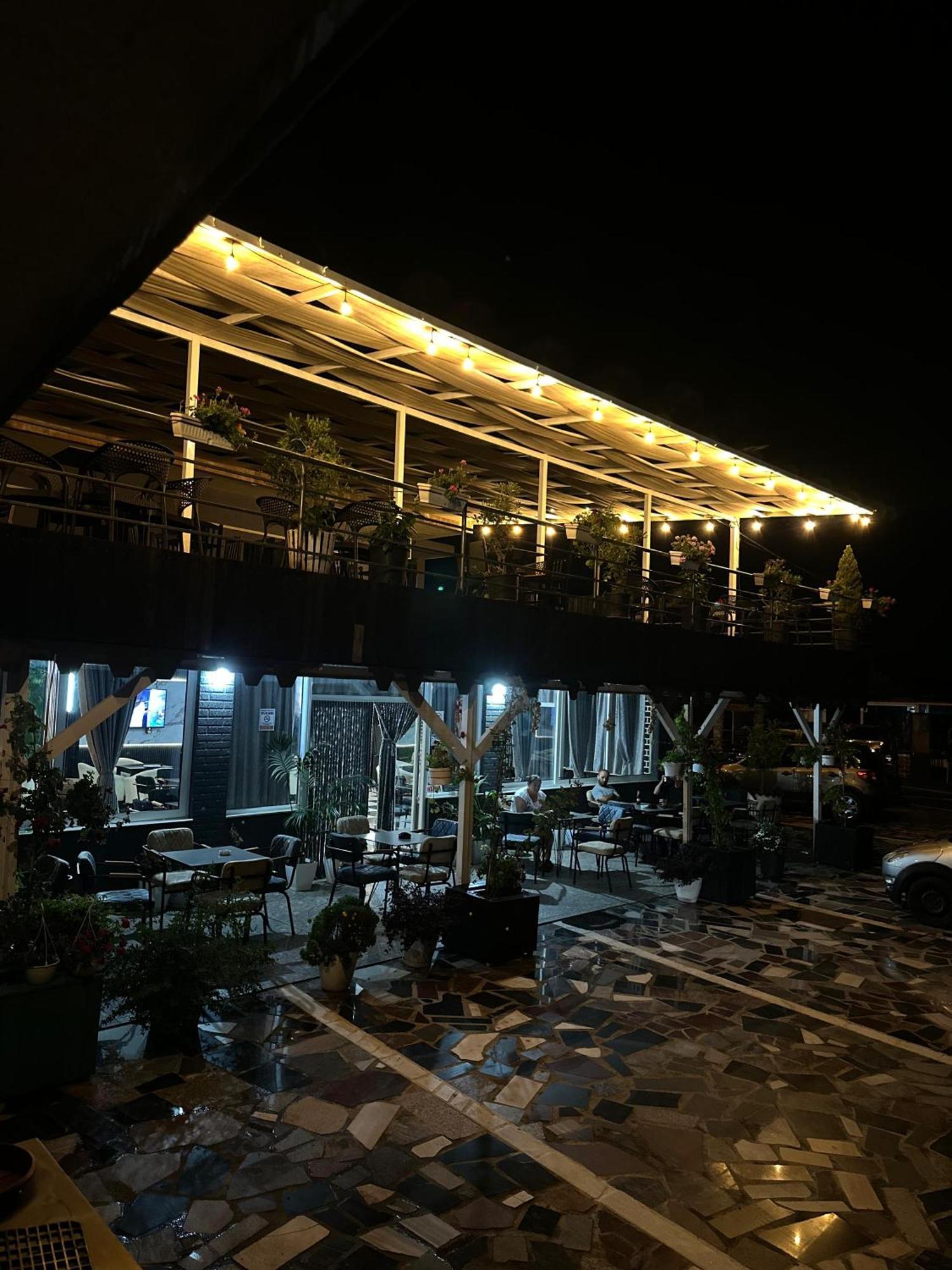 Restorant And Vellezerit Ndoj Hotel Draç