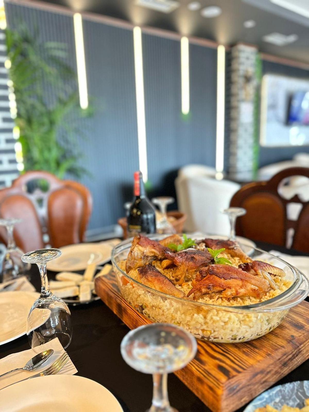 Restorant And Vellezerit Ndoj 4*